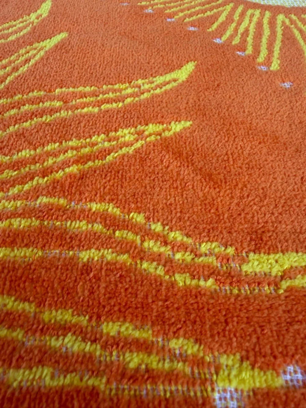 Costco Oversized Beach Towel Blazing Suns Orange Yellow 39x67 Soft 100% Cotton